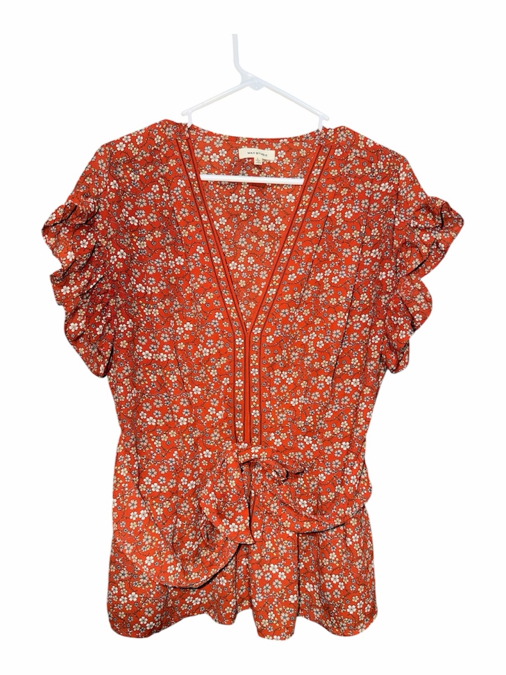 Max Studio Rust Floral V-Neck Tie-Waist Ruffle Sleeve Top